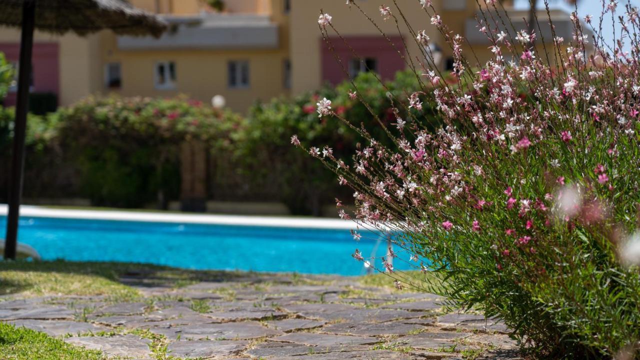 شقة Seaview And Big Terrace Cabopino ماربيا المظهر الخارجي الصورة